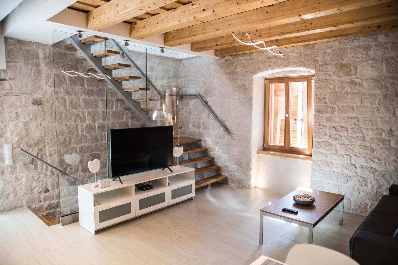 Limestone Heritage House Trogir Luaran gambar