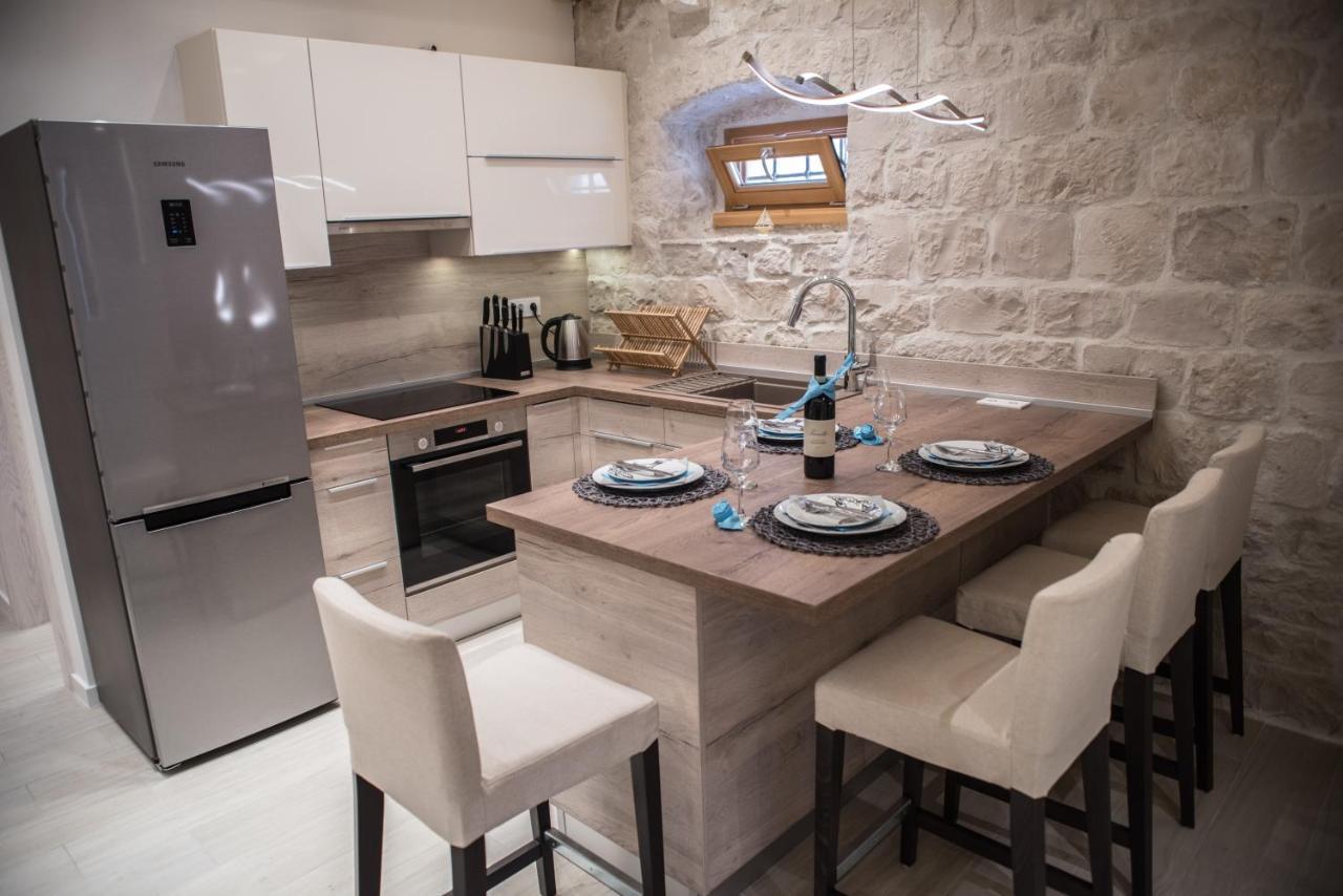 Limestone Heritage House Trogir Luaran gambar