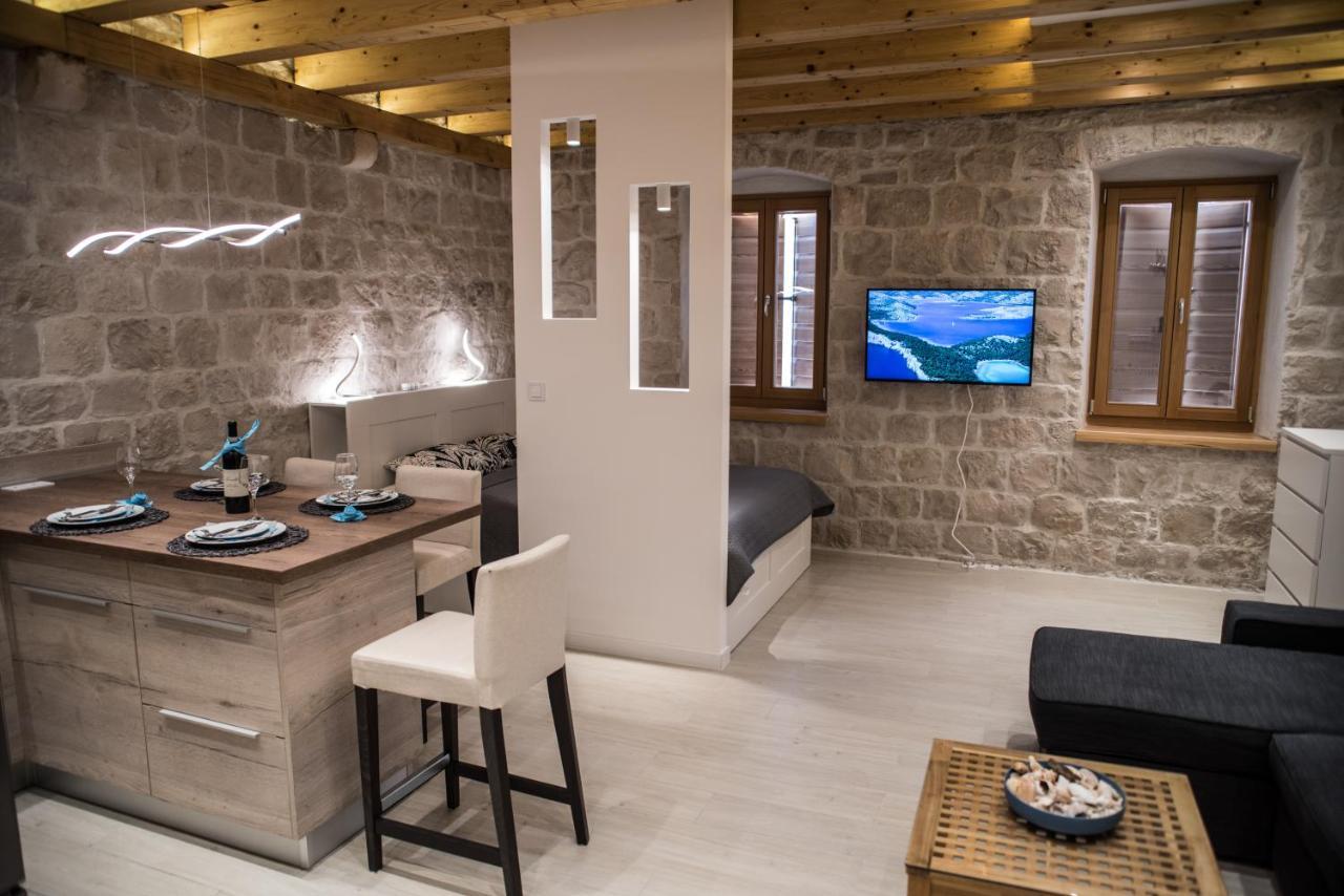 Limestone Heritage House Trogir Luaran gambar